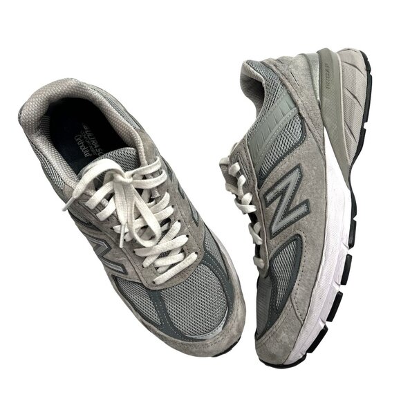 New Balance W990v5 Sneakers in Grey - Picture 1 of 9